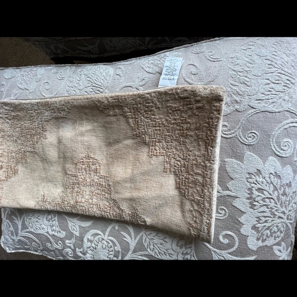 COPY - Pottery barn throw pillow case - Picture 5 of 10